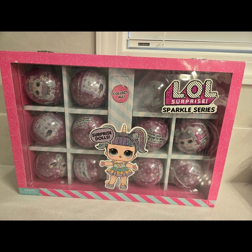 L.O.L. Surprise! Pink Sparkle Dolls & Accessories Set
